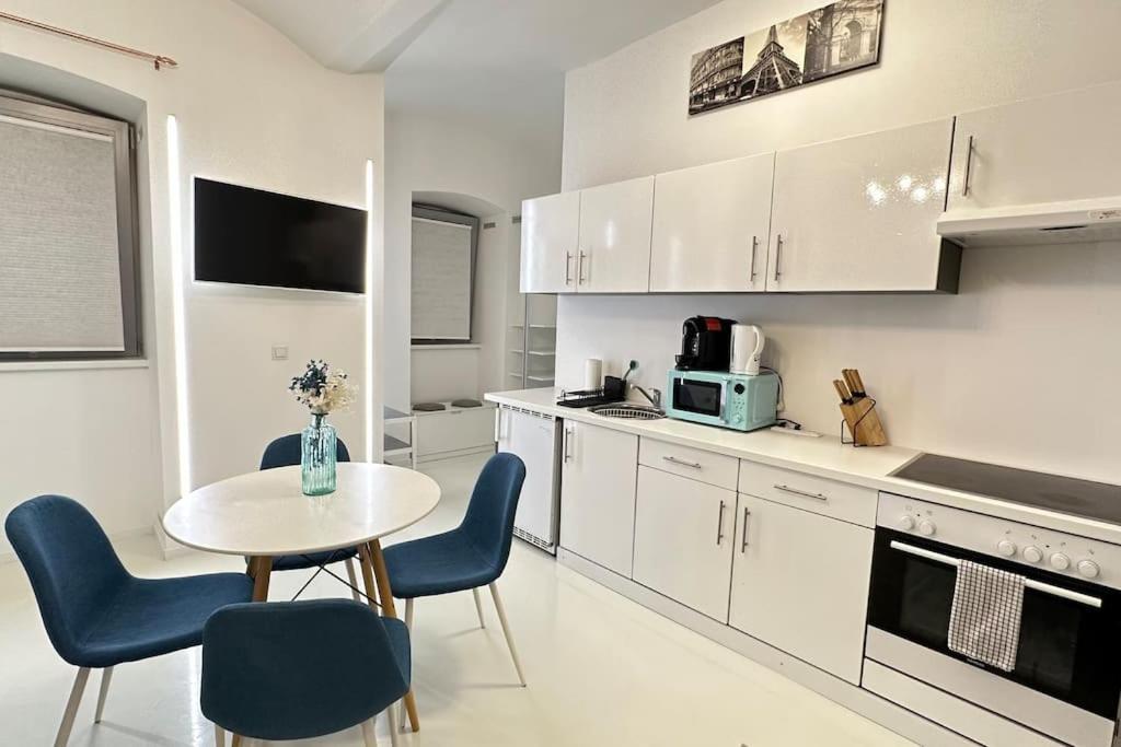 C'Est La Vie A Paris Apartment เวียนนา ภายนอก รูปภาพ